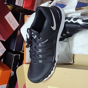 Nike Free trainer 5.0 v6 TB Black white cool grey , Men's 12.5 Medium ,inbox